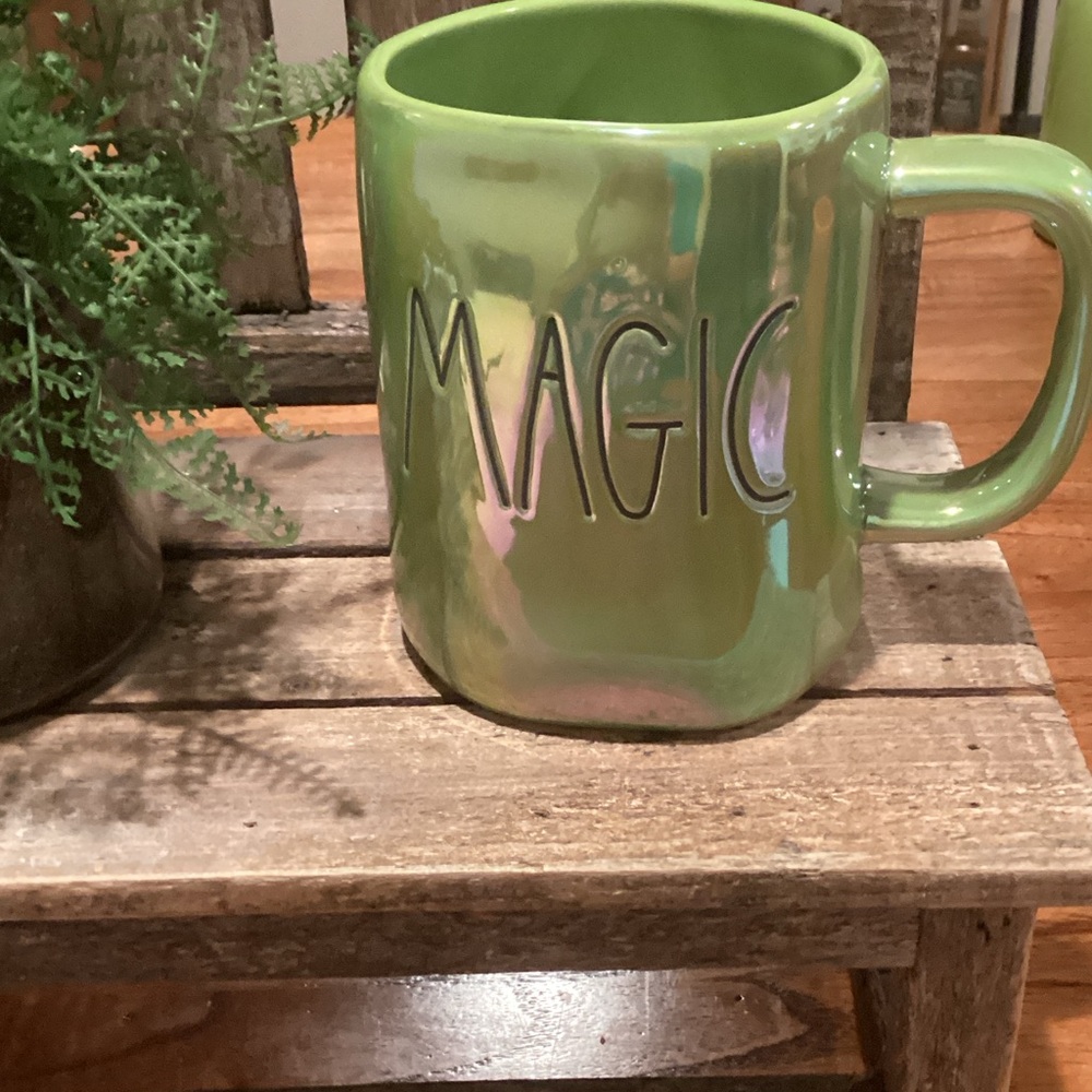 EUC -Rae Dunn Halloween Mug